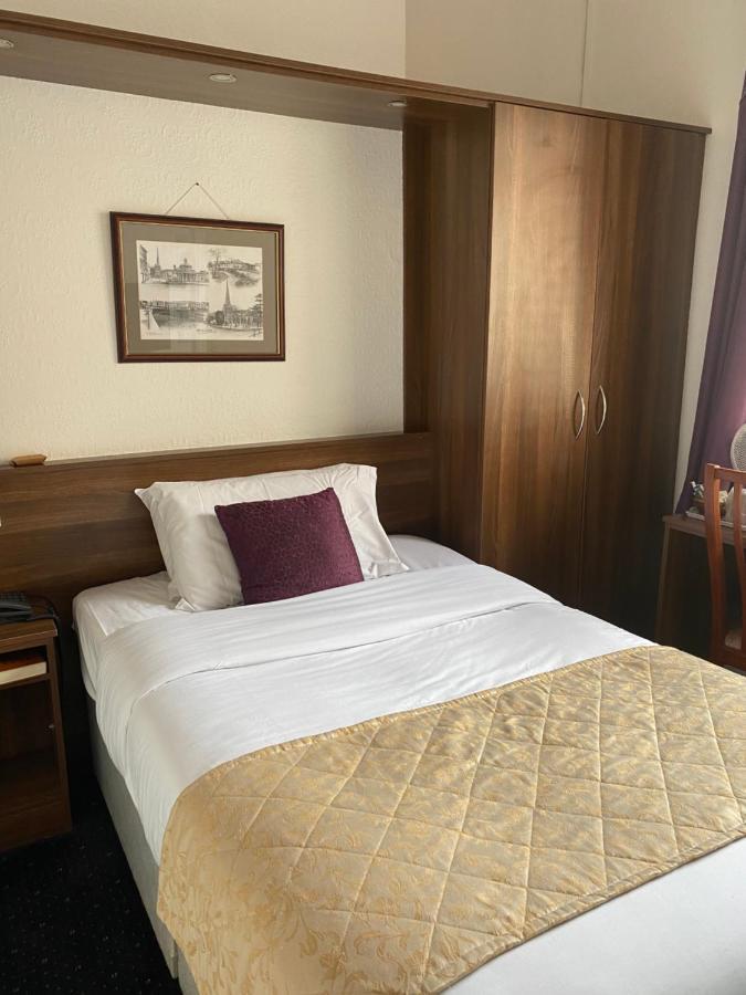 The Tudor Hotel Bridgwater Esterno foto