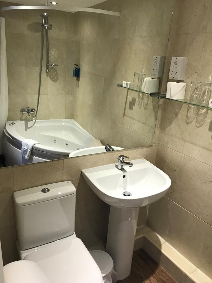 The Tudor Hotel Bridgwater Esterno foto